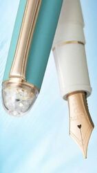 PLATINUM - Platinum Limited Edition #3776 Shape Of Heart Bluebird Fountain Pen (1)