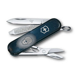 VICTORINOX - Victorinox 0.6223.2LEO Classic SD Zodiac Signs 58mm Çakı, Aslan Burcu