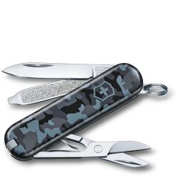 Victorinox - Victorinox 0.6223.942 Klasik 58 MM Lacivert Kamuflaj Çakı