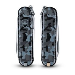 Victorinox - Victorinox 0.6223.942 Klasik 58 MM Lacivert Kamuflaj Çakı (1)