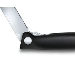 VICTORINOX MUTFAK - ​​​​​​​​​​​​​​​​​​​​​​​​​​​​​​Victorinox 6.7833.FB SwissClassic 11cm Katlanabilir Domates Bıçağı (1)